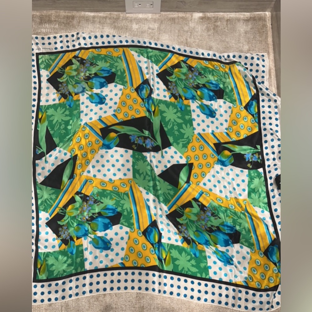 Dior scarf
